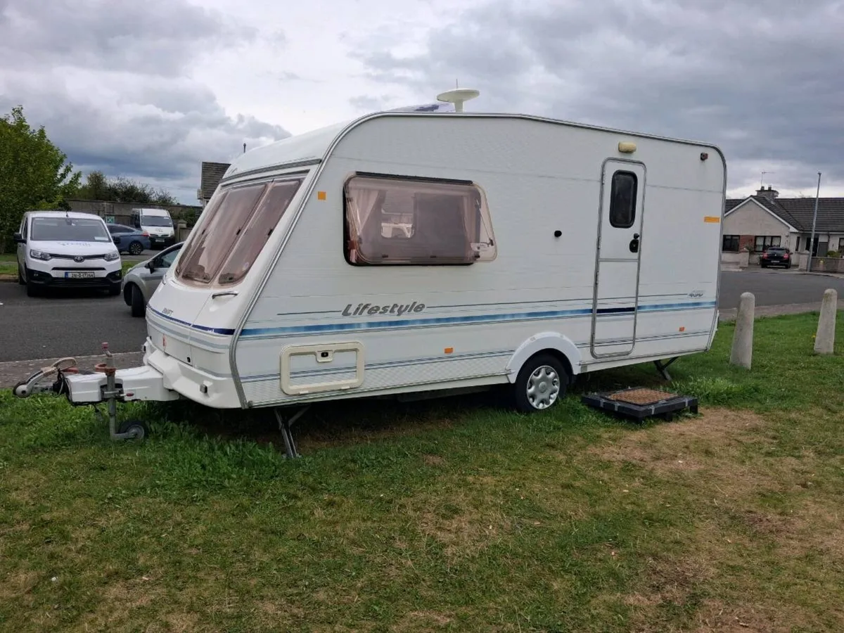 Swift 2 berth - Image 2