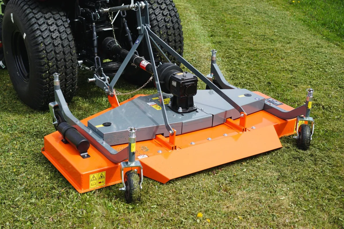 NEW | Finishing mower 1.2 (3 ft 11 in) with PTO - Image 1