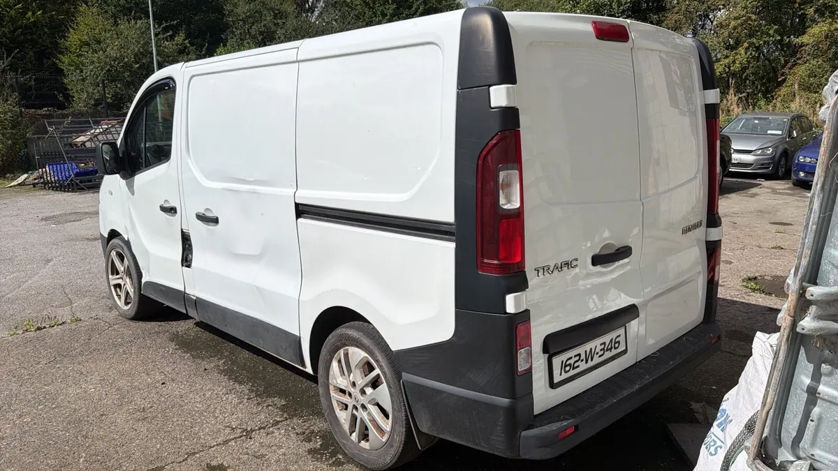 Renault Traffic 2016 1.6 d for parts - Image 3