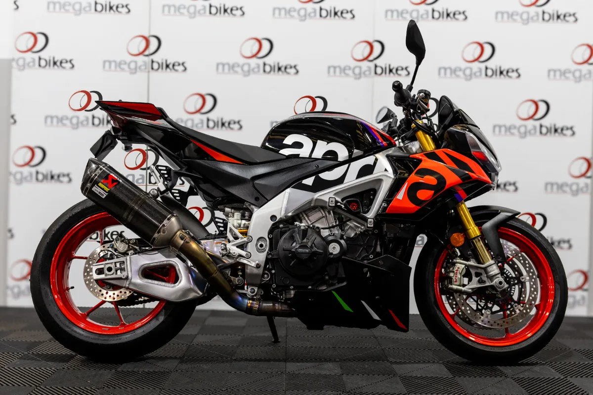 Aprilia Tuono V4 Factory 2024 - Image 1