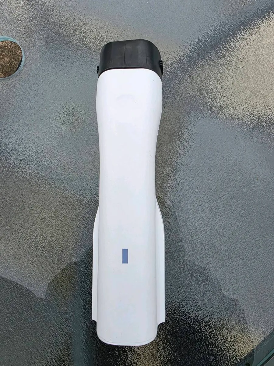 Hyundai V2L adaptor - Image 2