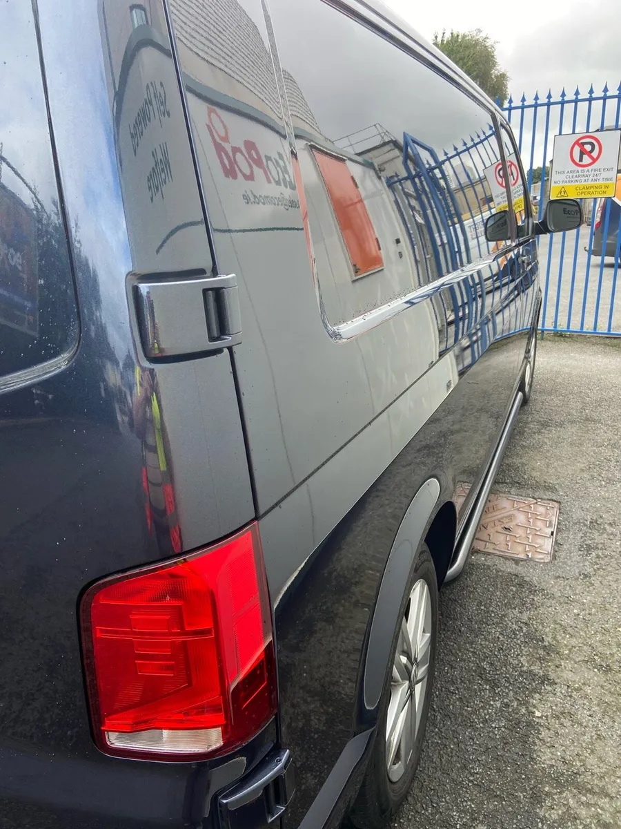 Commercials van - Image 2