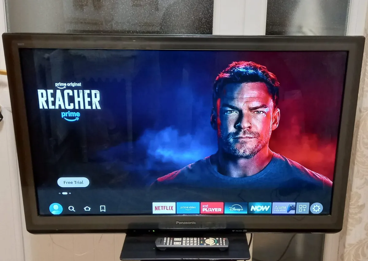 42 " Panasonic plasma TV for sale - Image 1