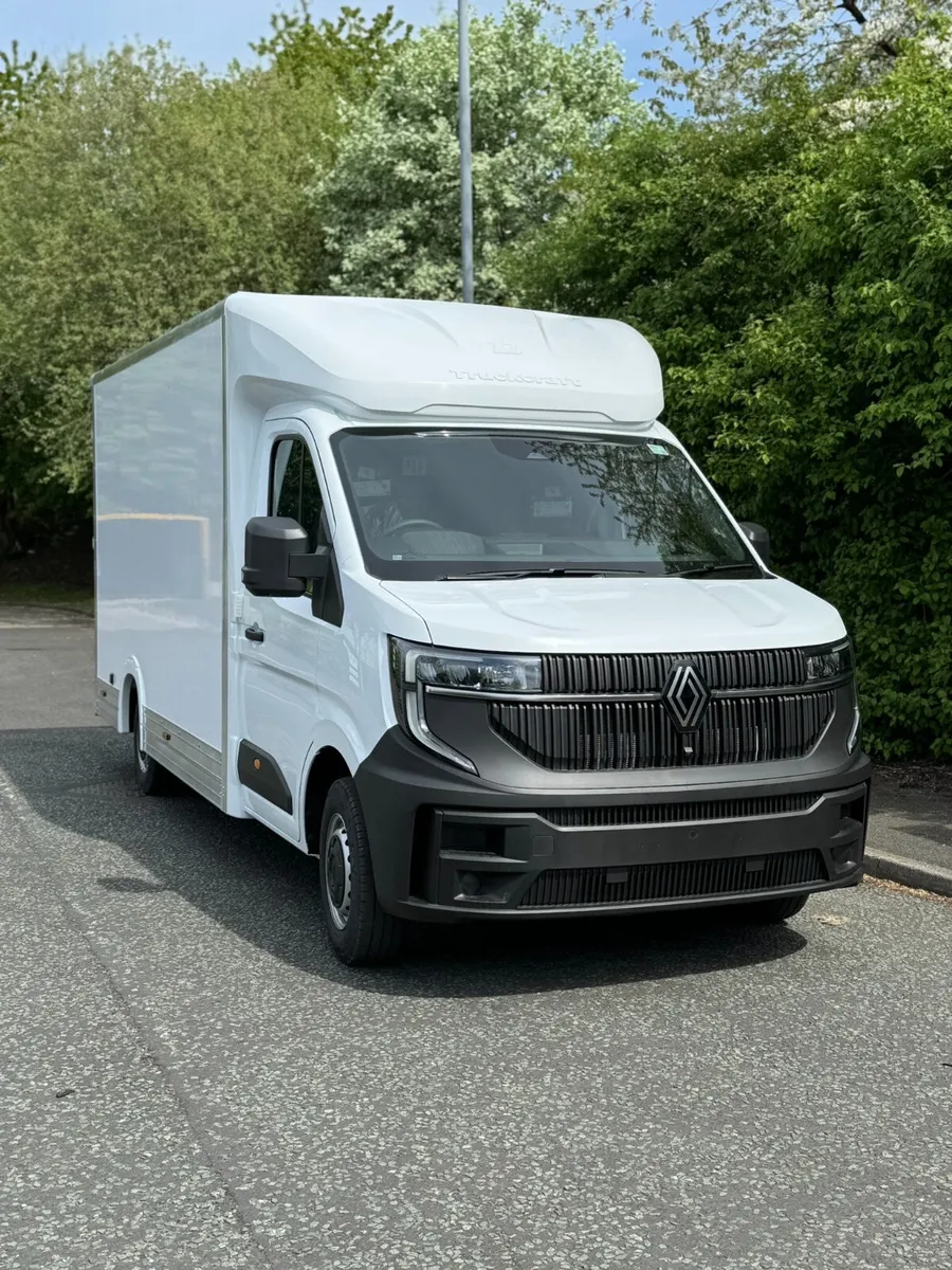 2026 Brand New Renault Master Luton Low Loader Van - Image 2