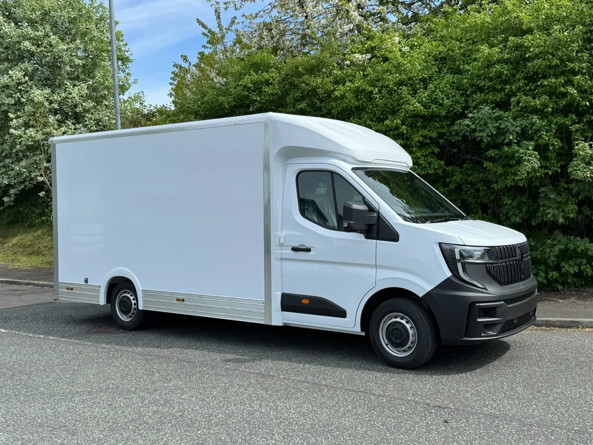 2026 Brand New Renault Master Luton Low Loader Van - Image 1