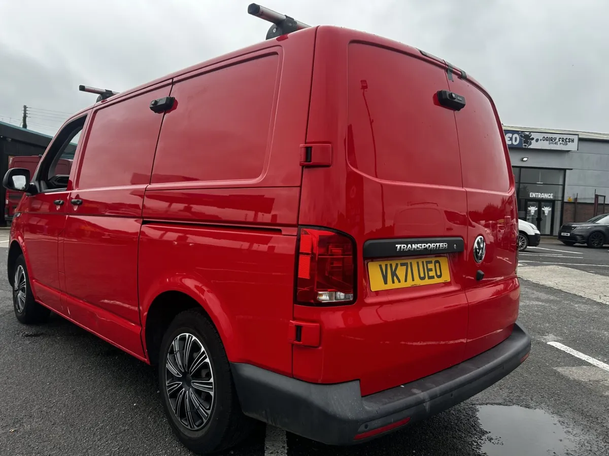 Volkswagen Transporter 2022 T28 STARLINE TDI SWB - Image 2