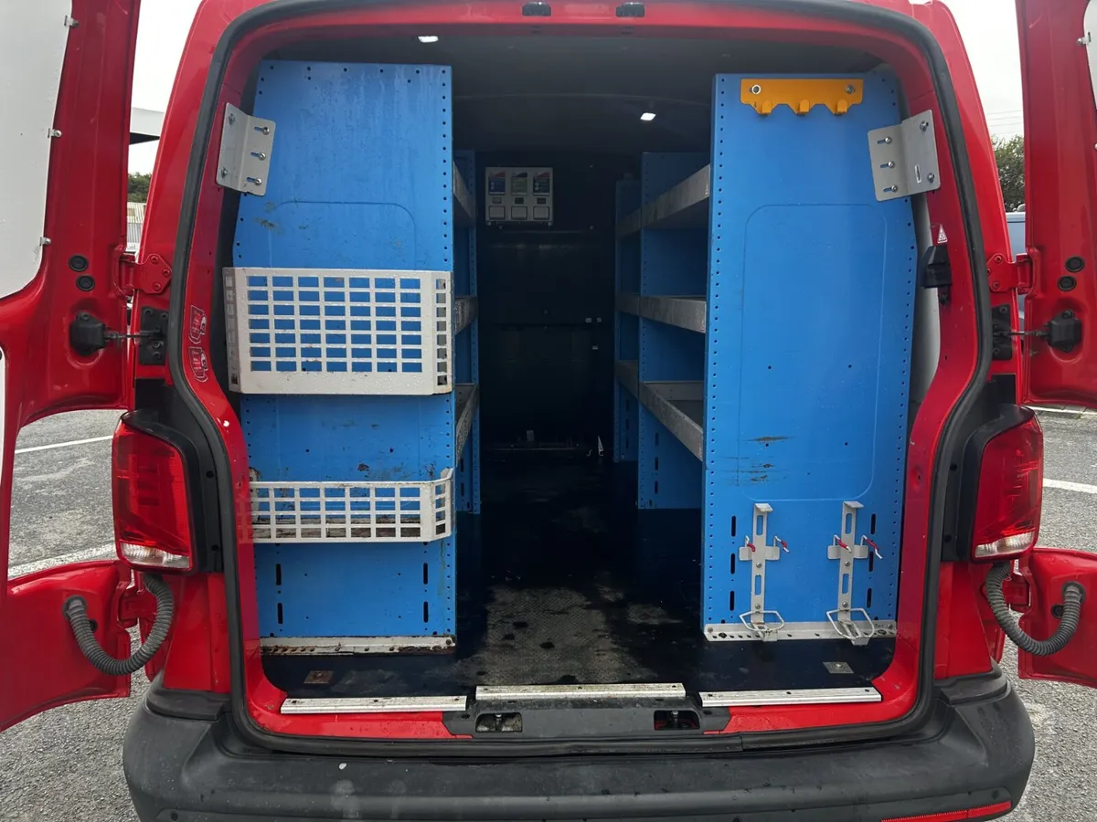 Volkswagen Transporter 2022 T28 STARLINE TDI SWB - Image 3