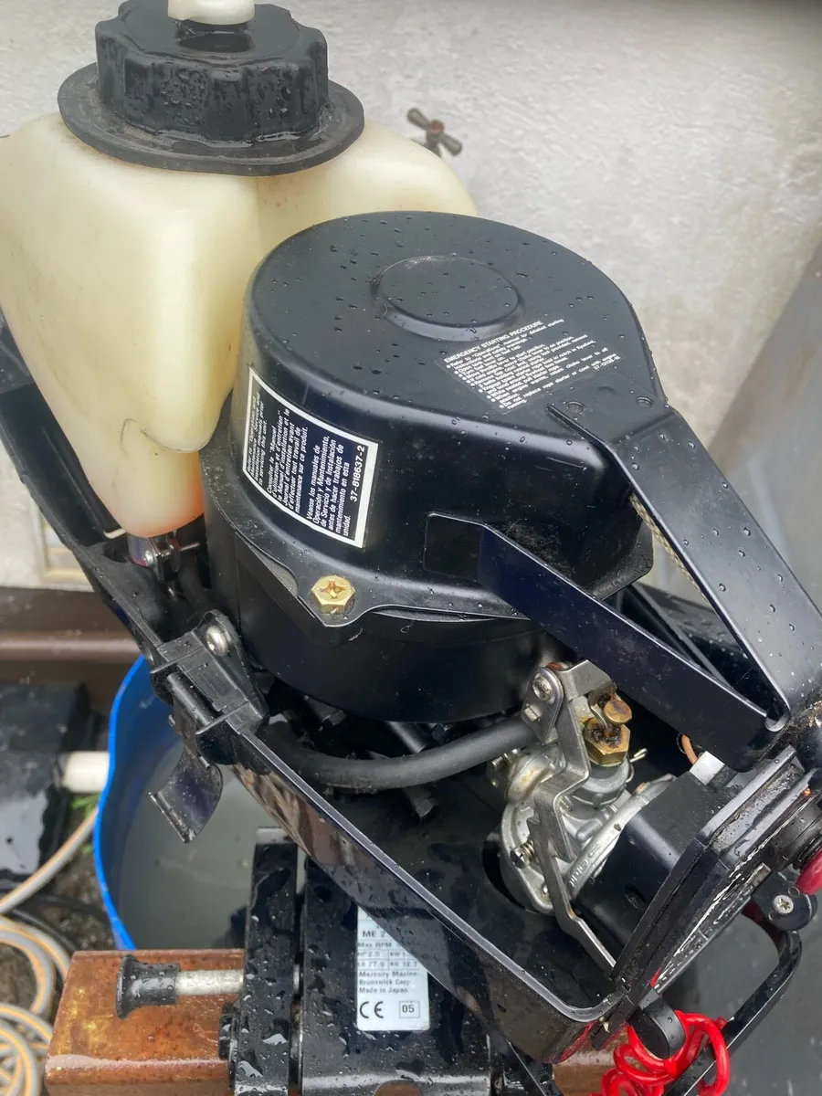 Boat engine - Image 3