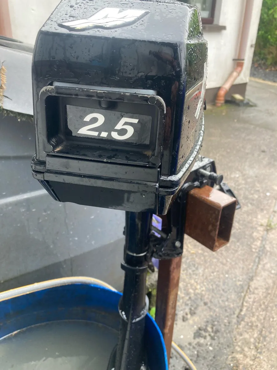 Boat engine - Image 2