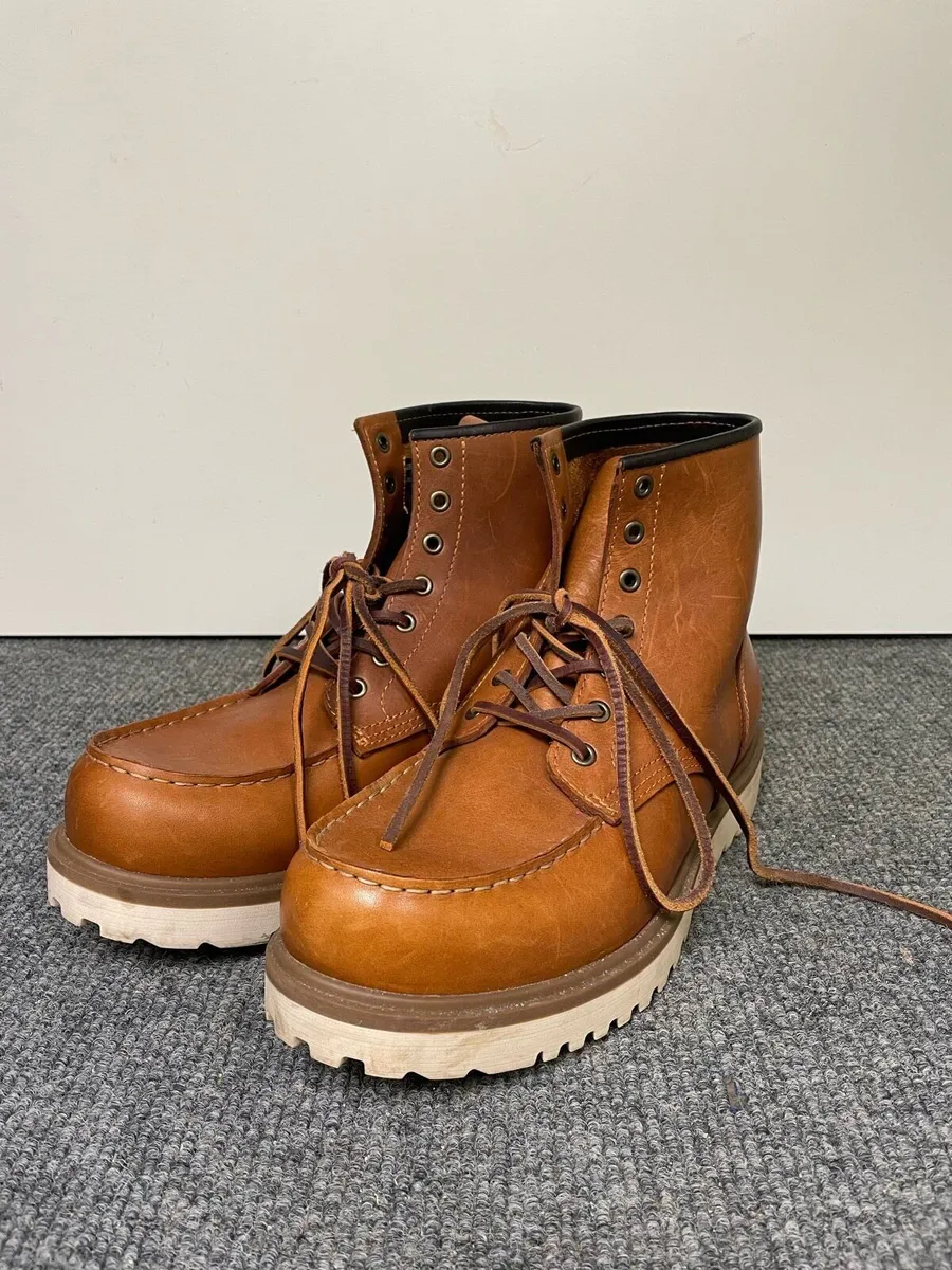 Ecco Mens Boots - Image 1
