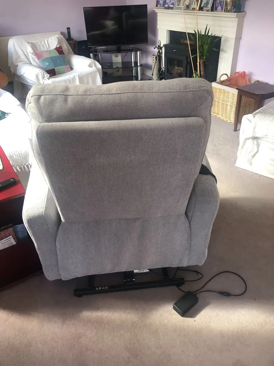 Electric Reclining Armchair - Image 2
