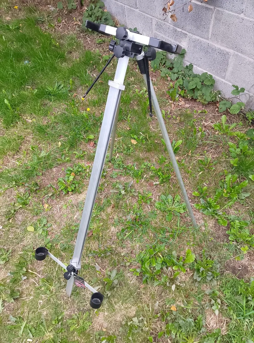 Fishing Telescopic Tripod Surf - Image 1