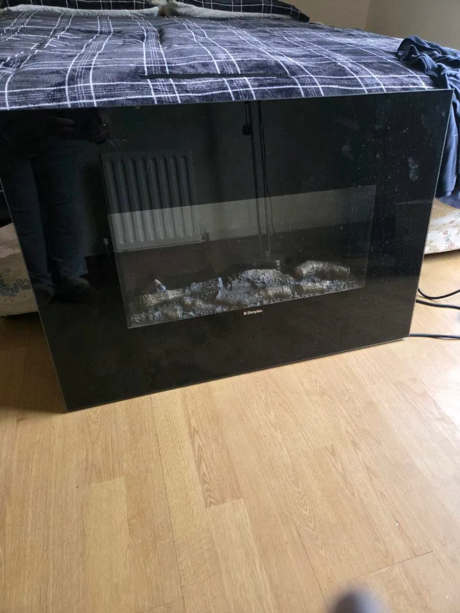 Duplex wall mounted fireplace - Image 1