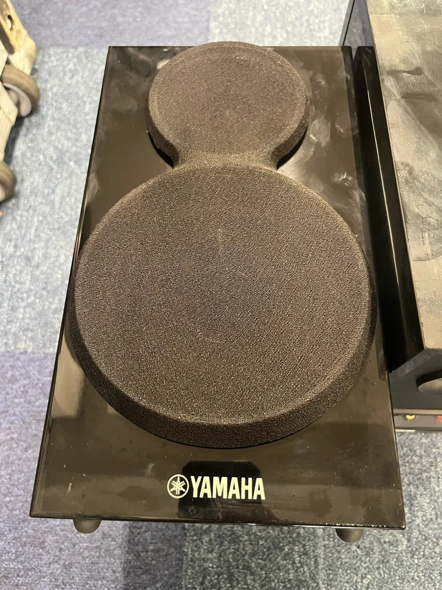 Yamaha NS-BP300 Speaker Set - Image 1