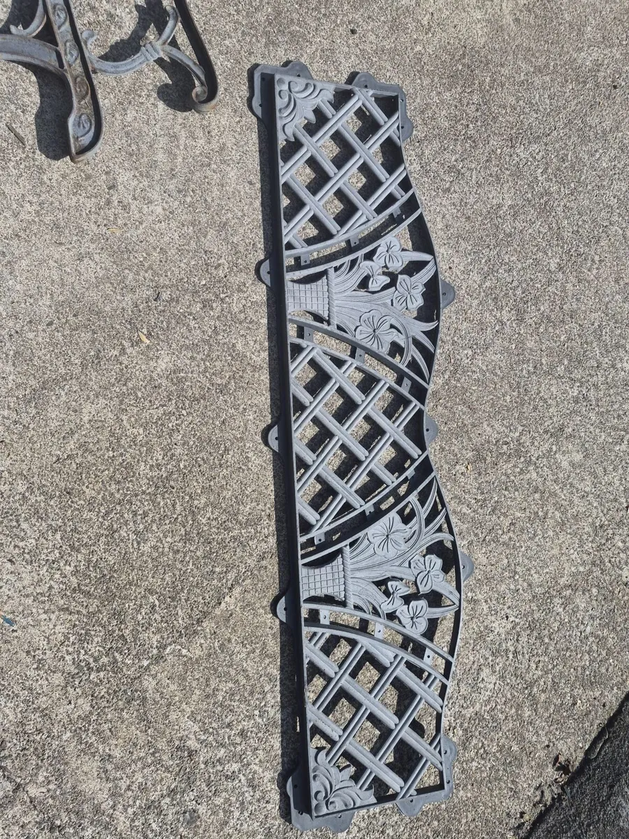 Bench ends - Image 2