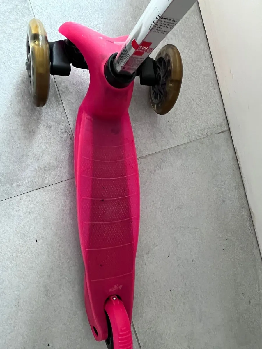 Pink Mini Micro Scooter 12months to Age 5 - Image 3
