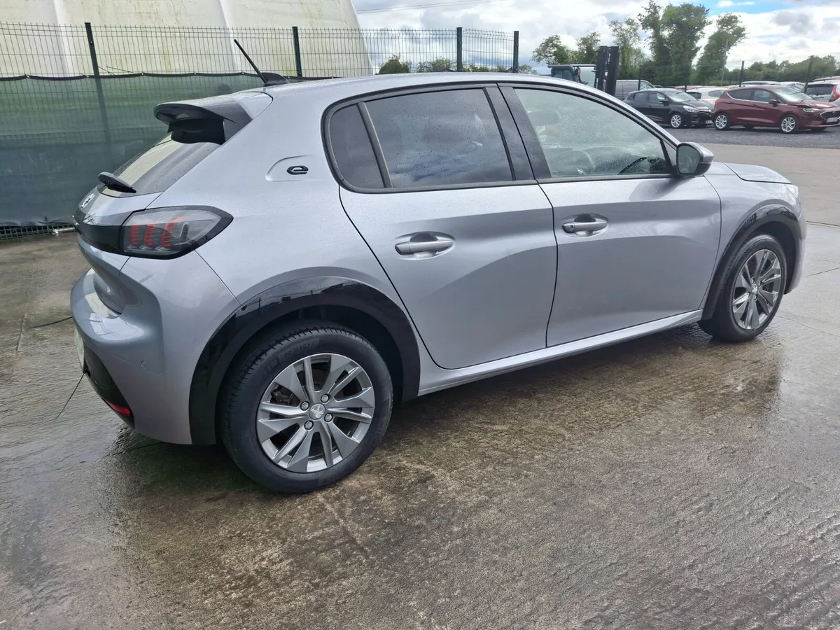 202 Peugeot 208  Allure  Ev  Automatic - Image 3