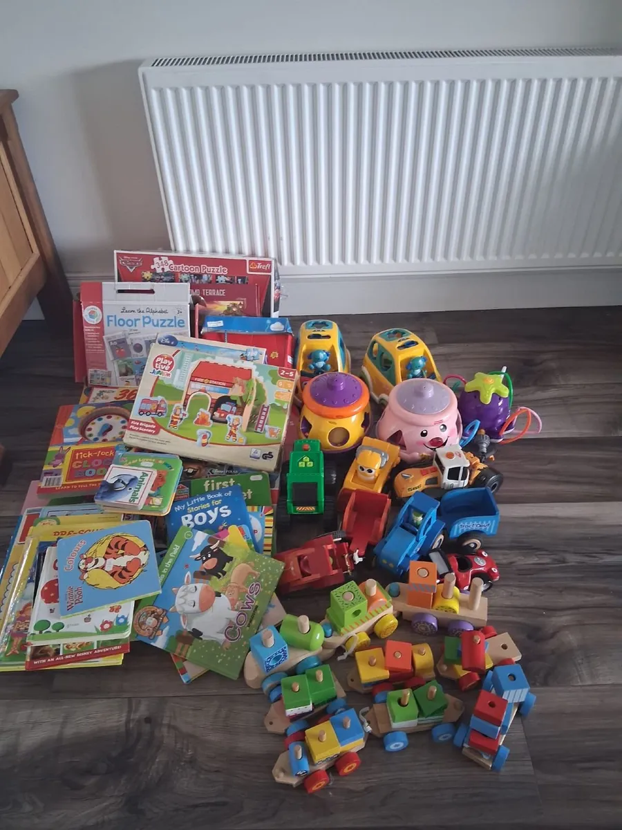 Toys - Image 2