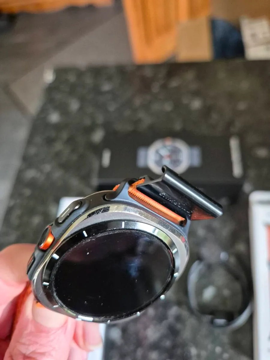 Samsung Galaxy Watch Ultra — 47mm Titanium - Image 4