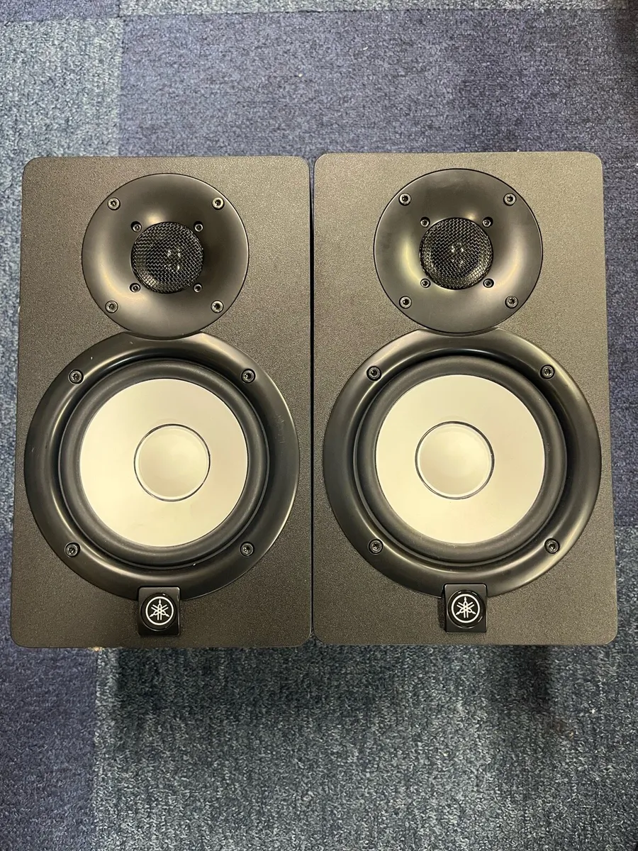 Yamaha HS5 Speaker Set - Image 2