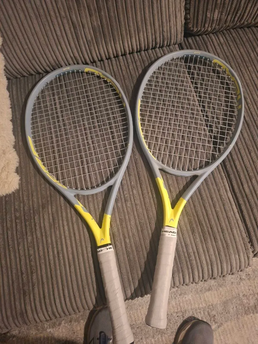 Tennis rackets - Image 1