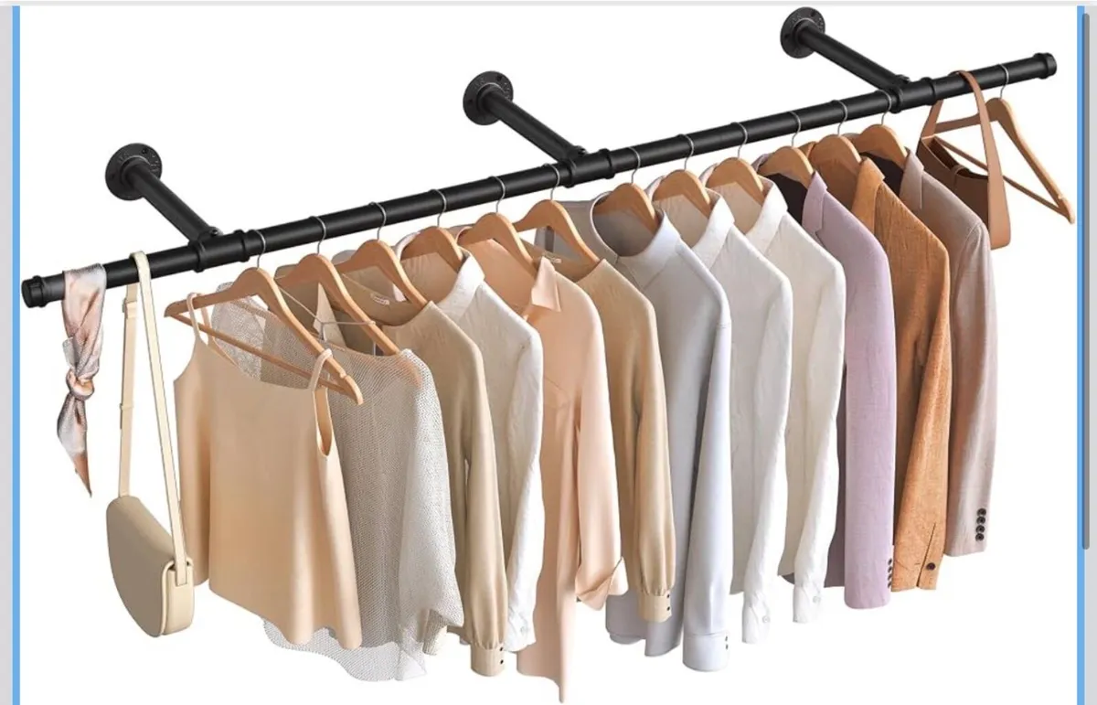 clothes rail - Image 1