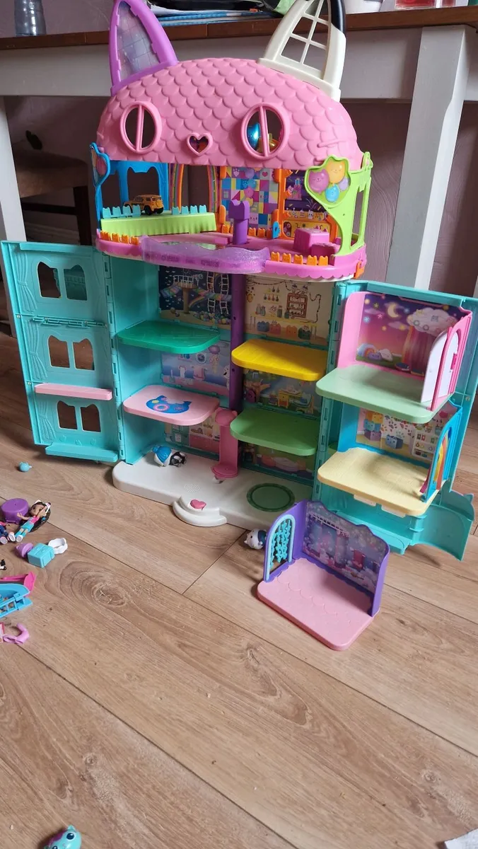 Gabby Dollhouse - Image 1