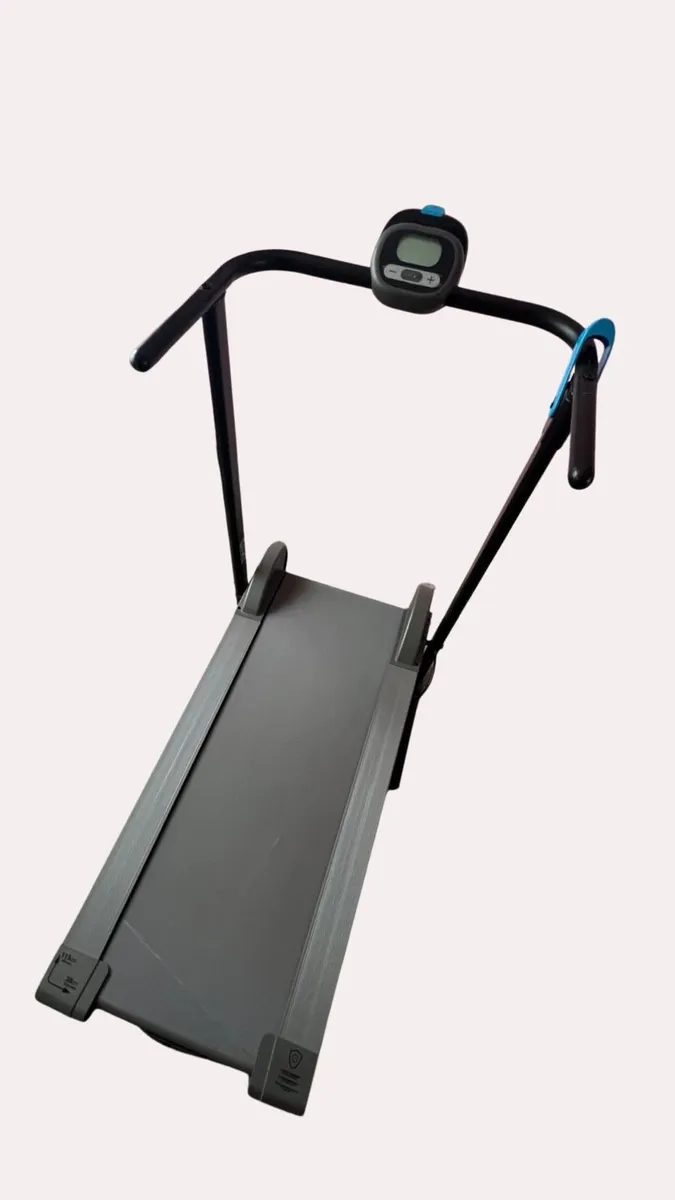 Folding Treadmill - Image 4