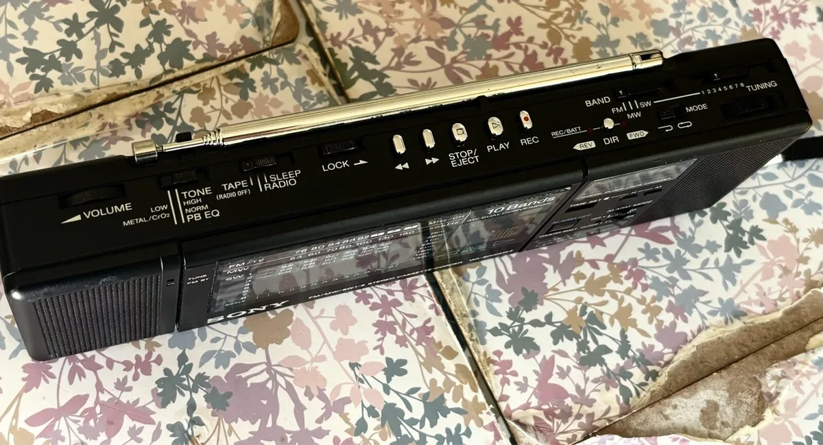 Sony Wa-8000 m2 mini boombox (rare) - Image 4
