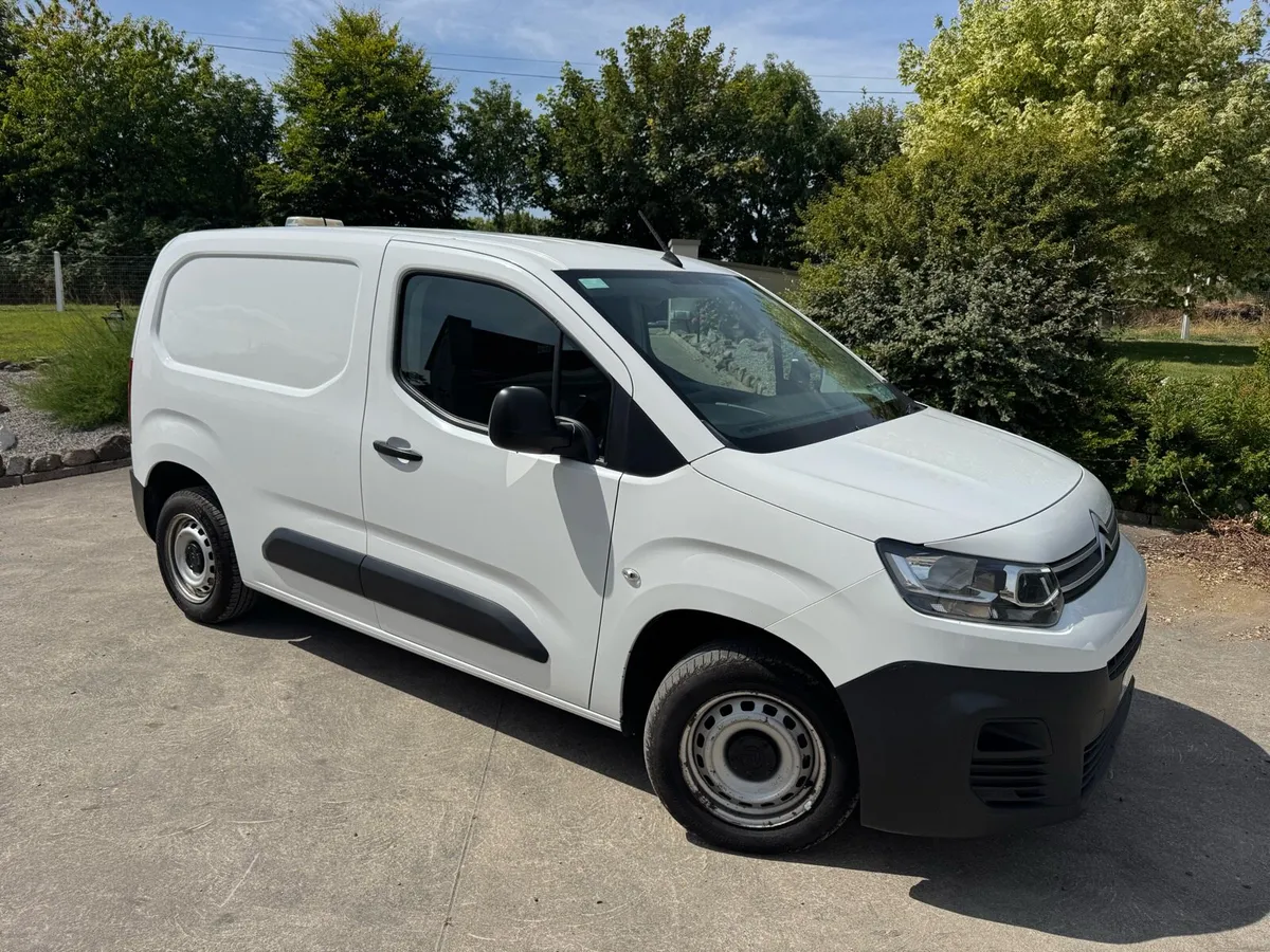 Citroen Berlingo 3 seater - Image 1