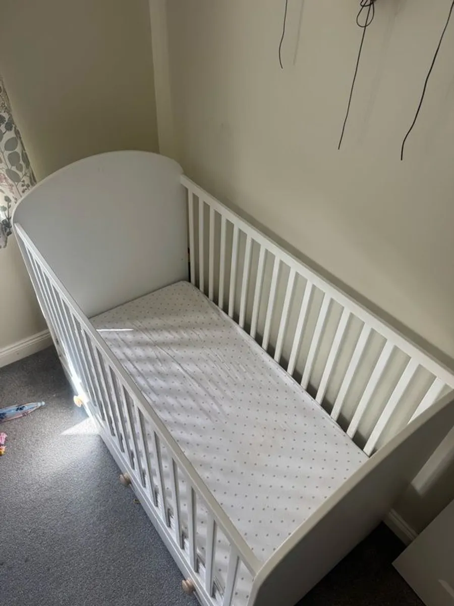 ikea cot & toddler bed - Image 3