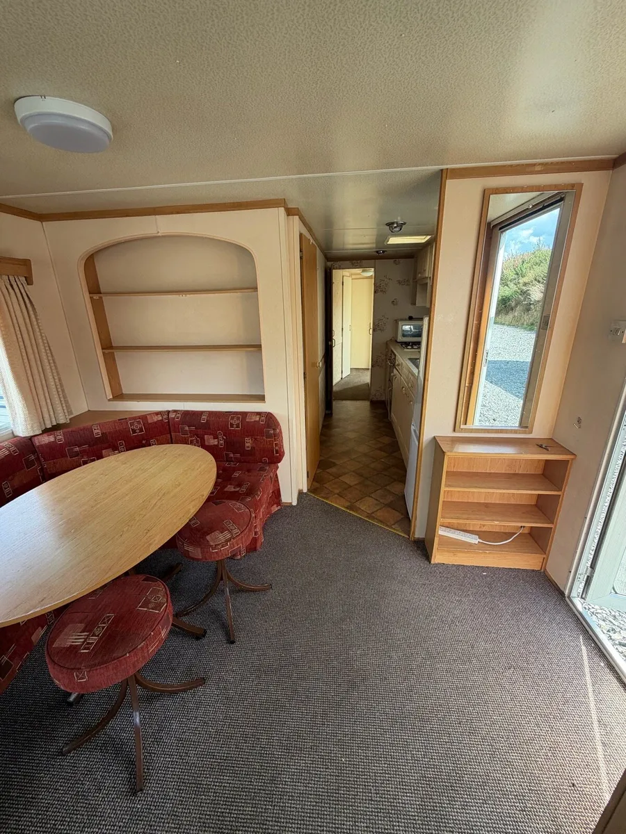 Willerby Hearld 35 x 10 x 3 Bedroom - Image 3