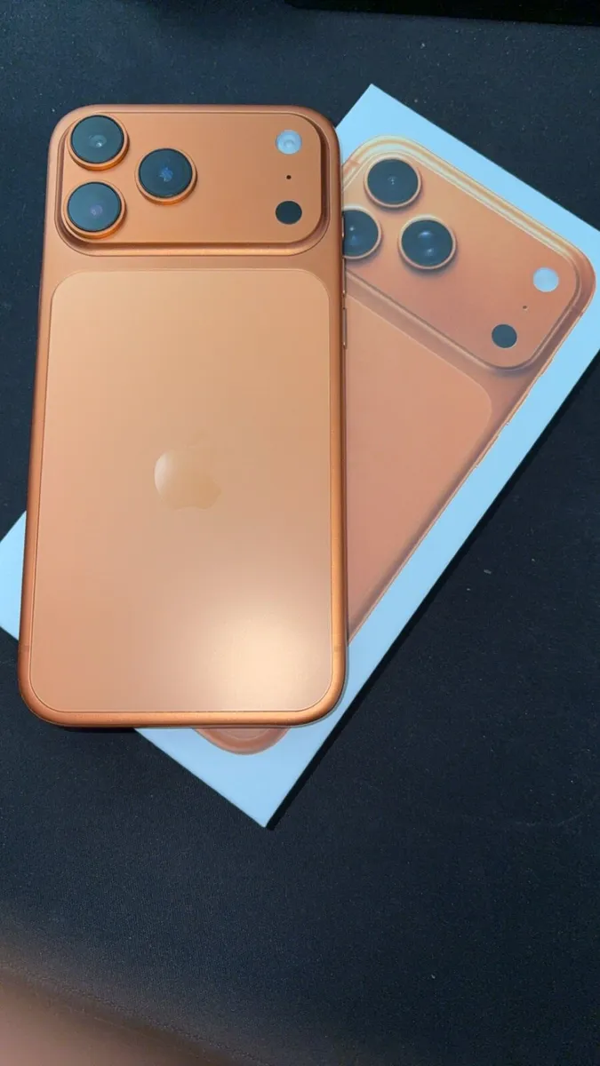 iPhone 17 pro max 1tb - Image 2