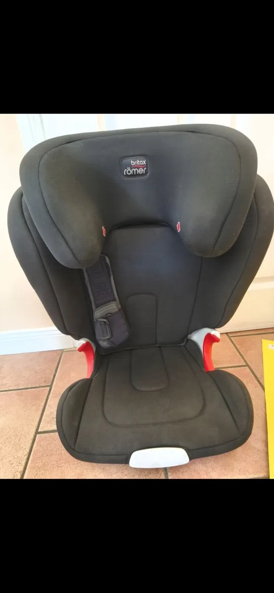 Car seat - Image 1