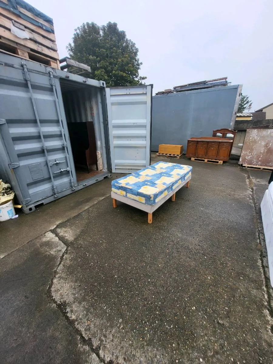 Single Bed - Image 2
