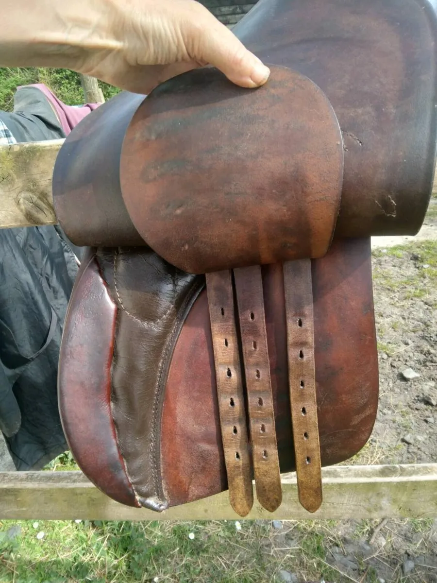 17" Stubben Saddle - Image 3