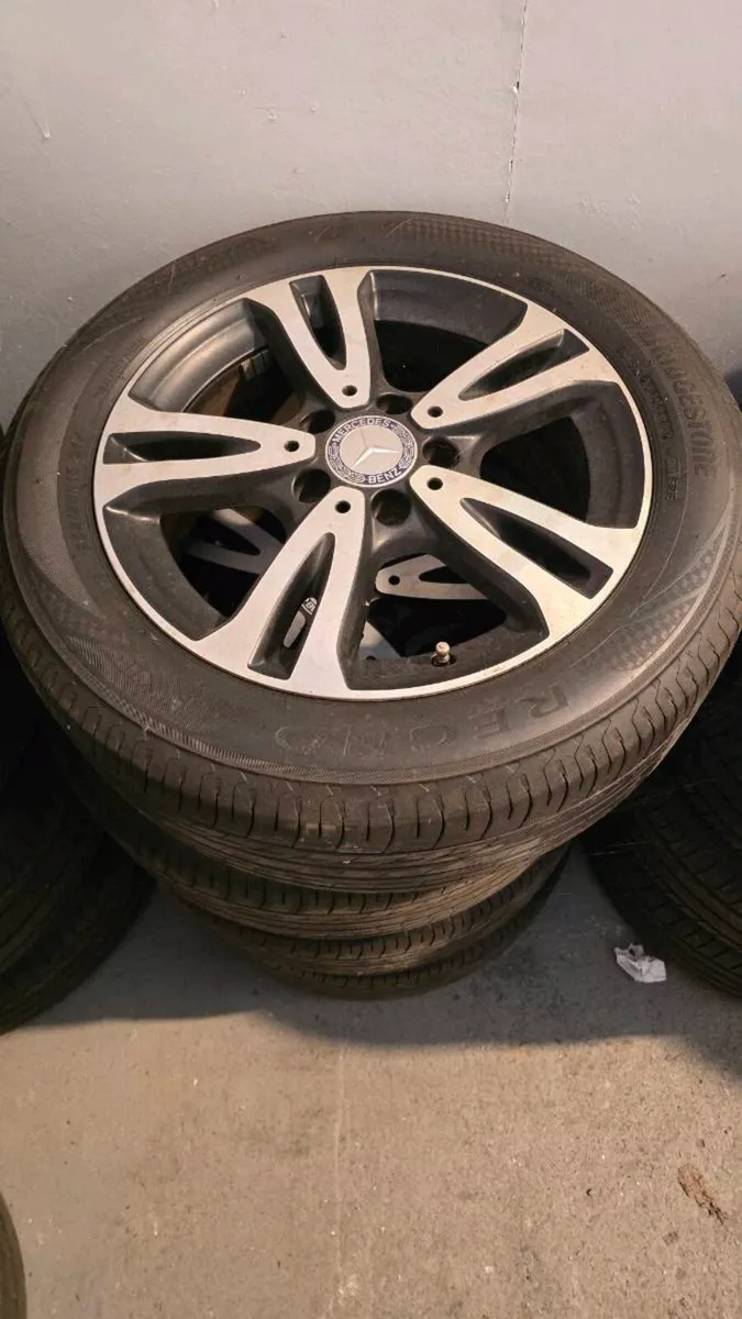 Alloys with Tyres for sale - Image 3
