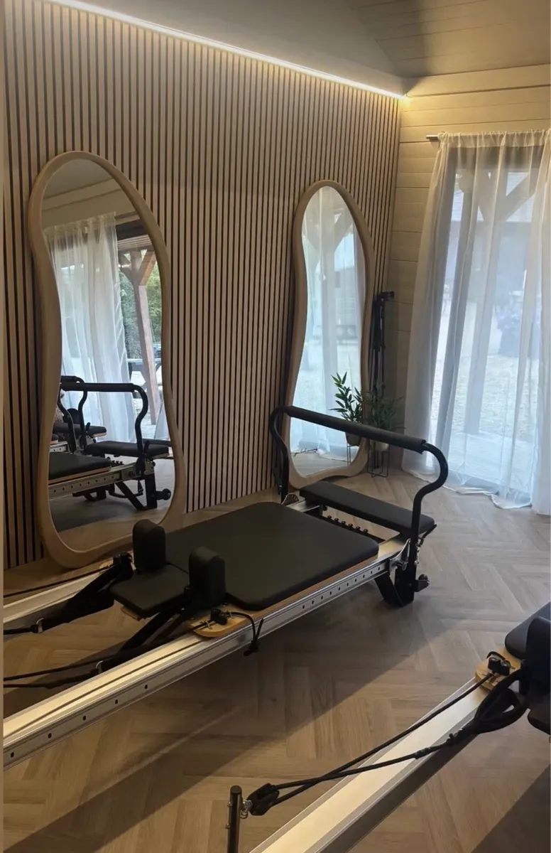 Commercial Pilates Reformer Bed - Image 4