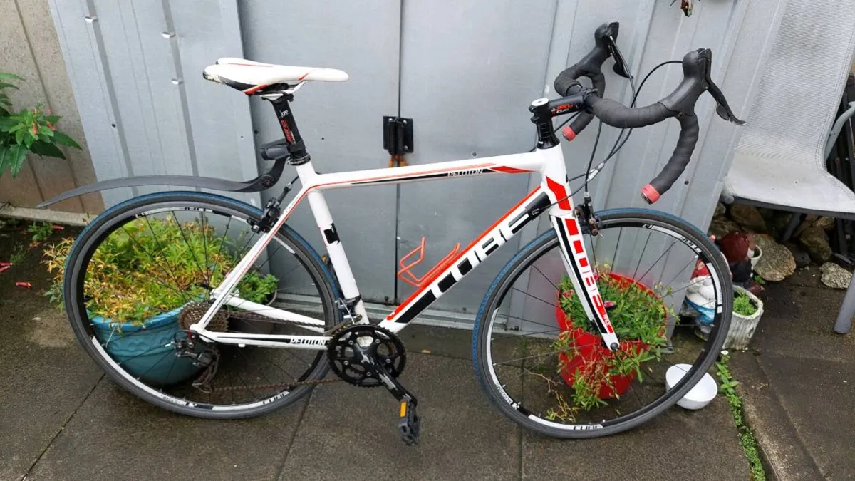 Cube Peloton Road Bike - Image 4