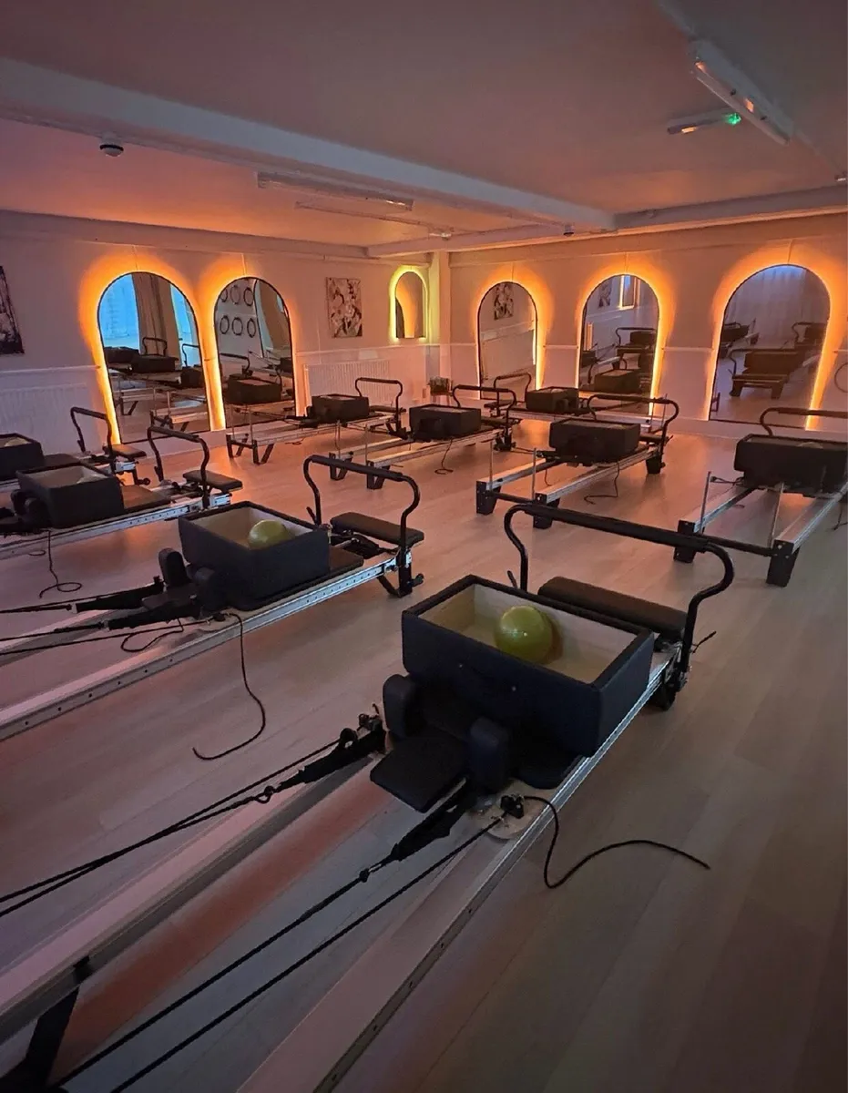 Commercial Pilates Reformer Beds - Image 3