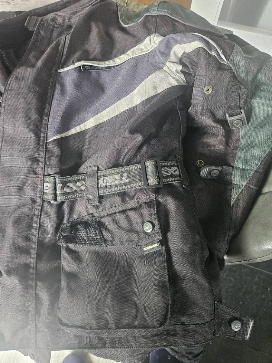Motorbike jacket - Image 3