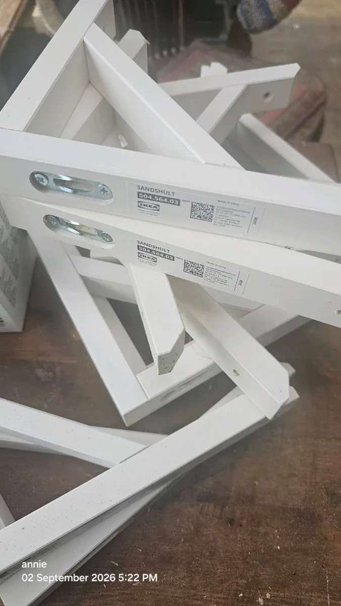 12 wooden Shelf brackets - Image 1