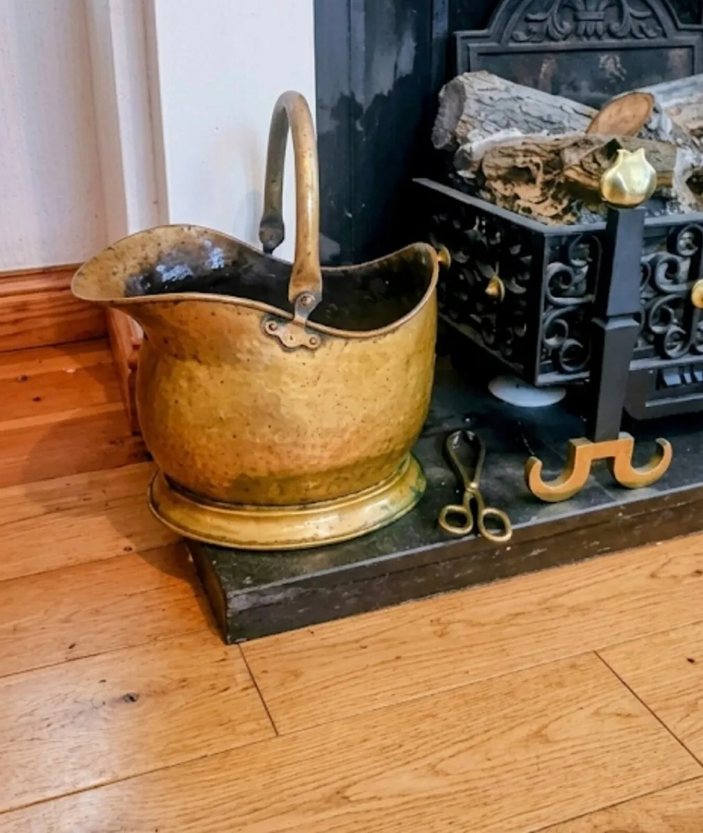 Antique Brass Coal Scuttle - Image 1