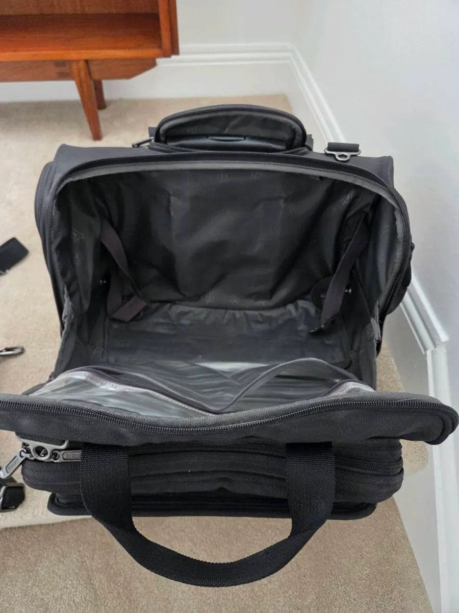 Travelpro Laptop Bag - Image 2