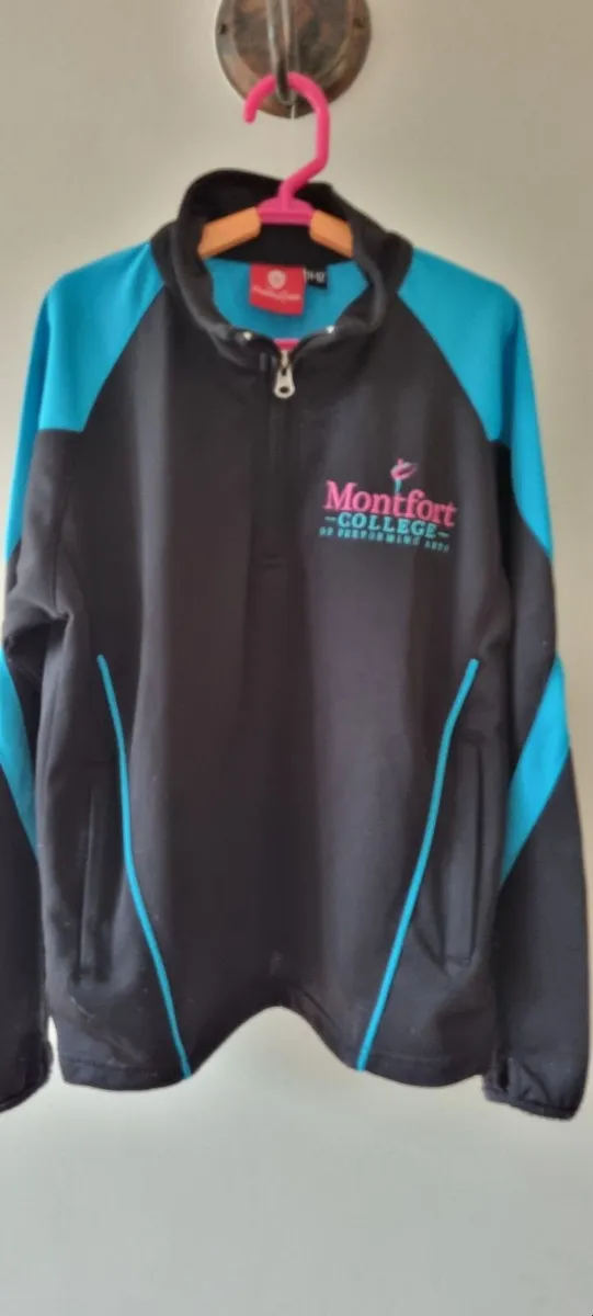 Montfort College half zip top Age 11-12 - Image 1