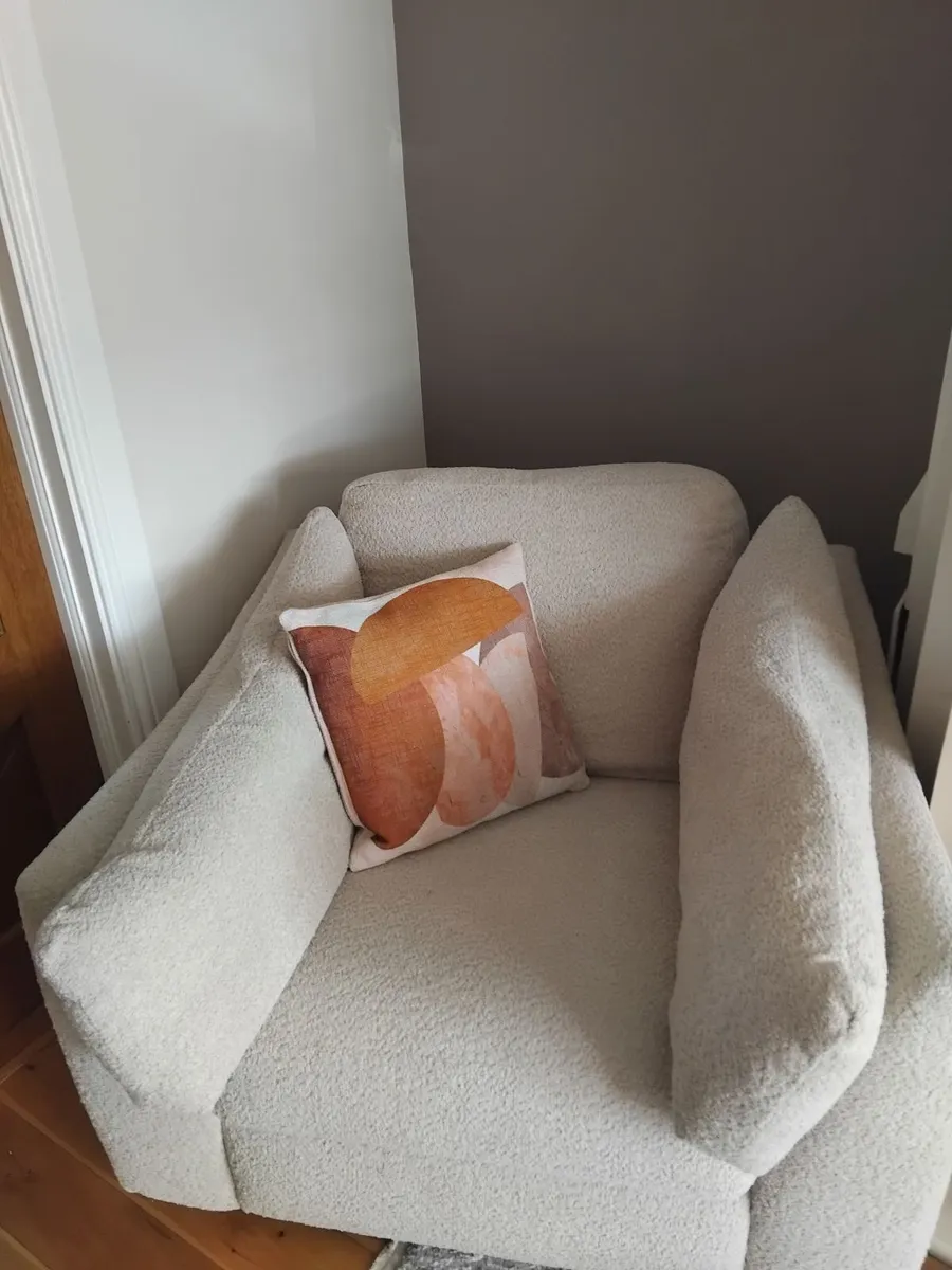 Furniture - Image 4