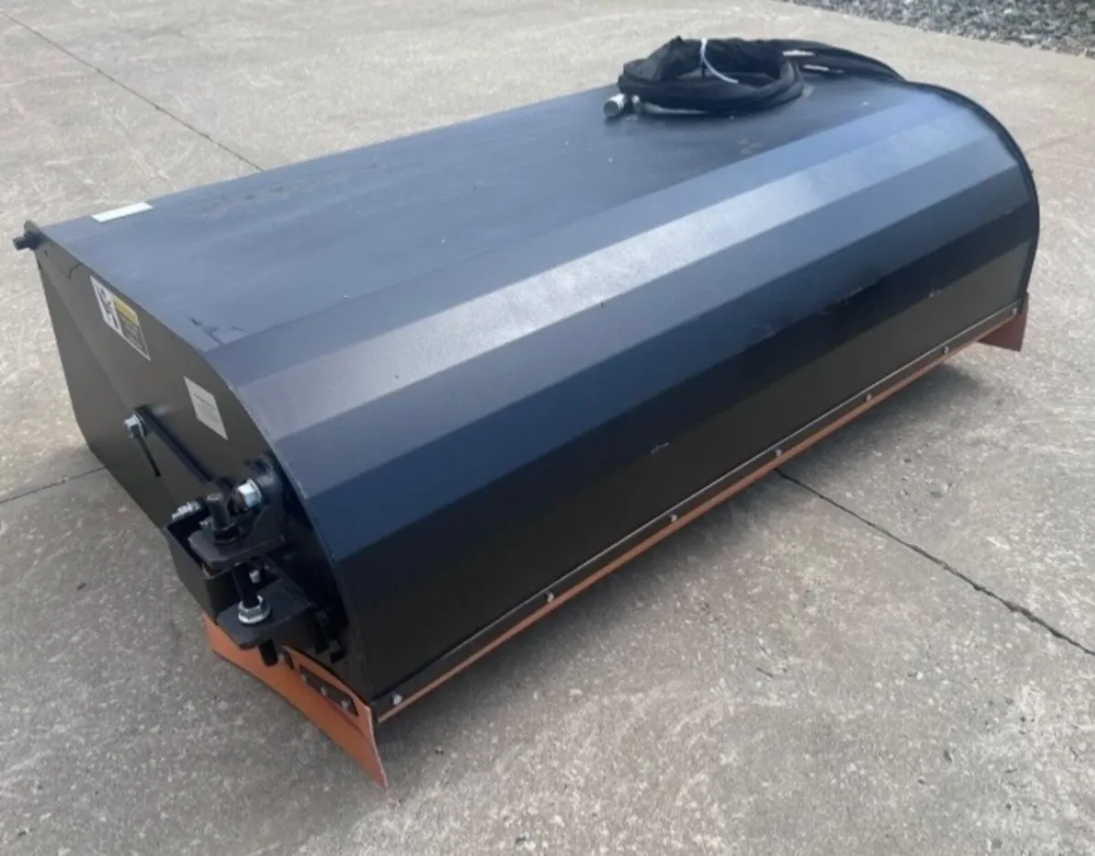 Skid steer - Image 2