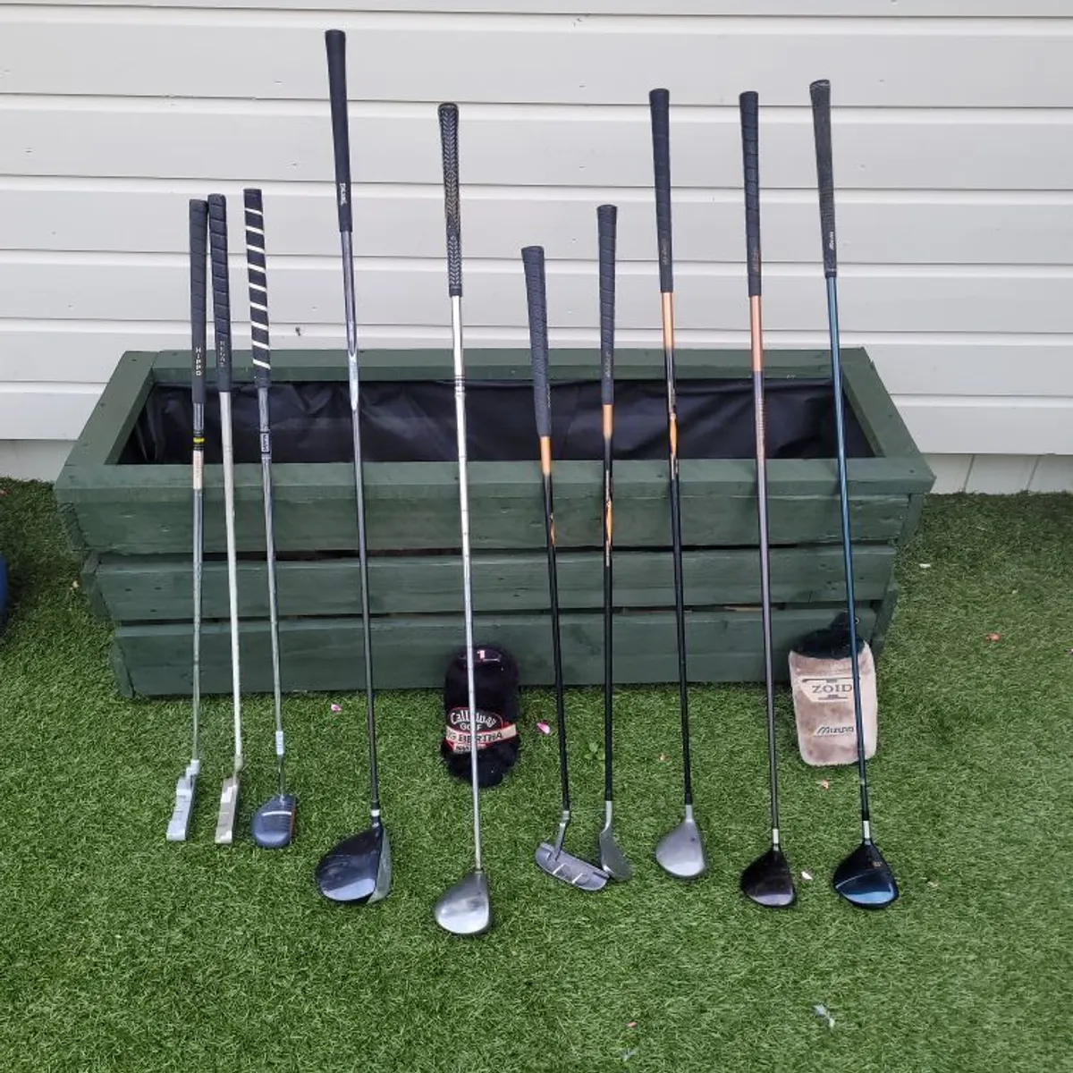 golf clubs 3 drivers,  1x3 metal Wood ,1x5 metal wood   selection  of 4 putters - Image 1