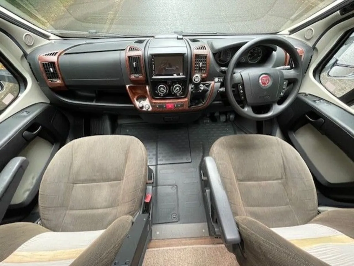 2014 BESSACARR E572 LOW PROFILE MOTORHOME FOR SALE - Image 2