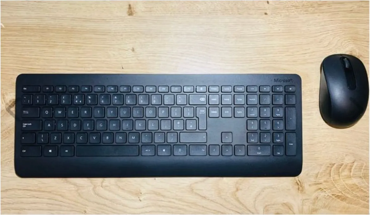 Microsoft Wireless Desktop Keyboard + Mouse - Image 1